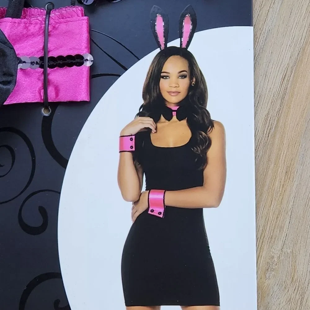 🔸️NIB Spirit Hot Pink & Black Sequined Playboy Bunny Costume Kit - Picture 8 of 12